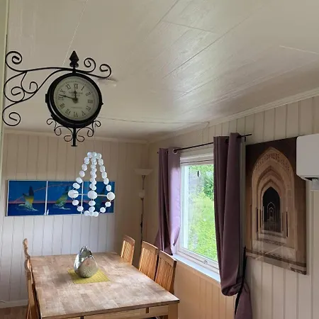 Camp Saltstraumen-elvegard * 보도